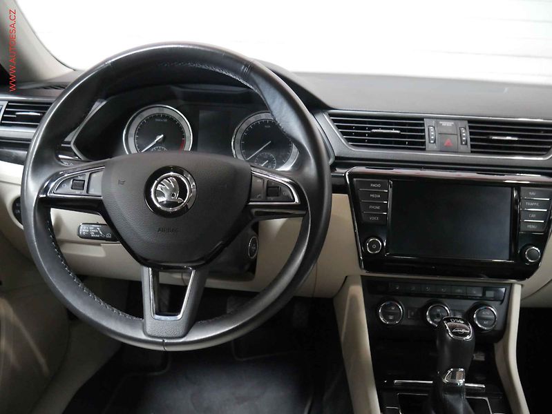 Škoda Superb (2017) 2.0 TDi, 2.maj,ČR, L&K, DSG - fotka 11 z 25