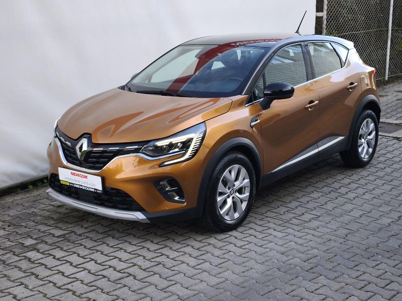 Renault Captur (2023) 1.6 E-Tech Hybrid - fotka 5 z 21