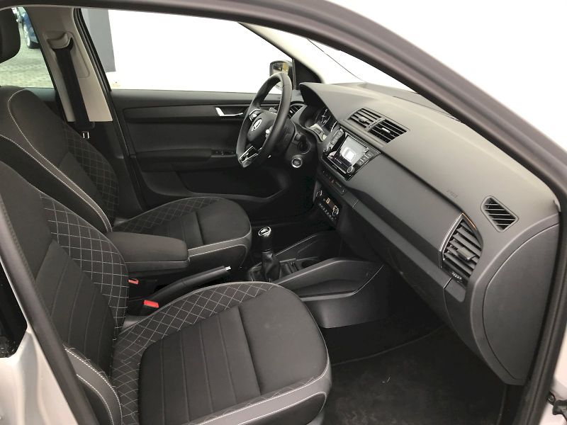 Škoda Fabia (2023) COMBI III FL AMBITION TSI 70/1 - fotka 15 z 25