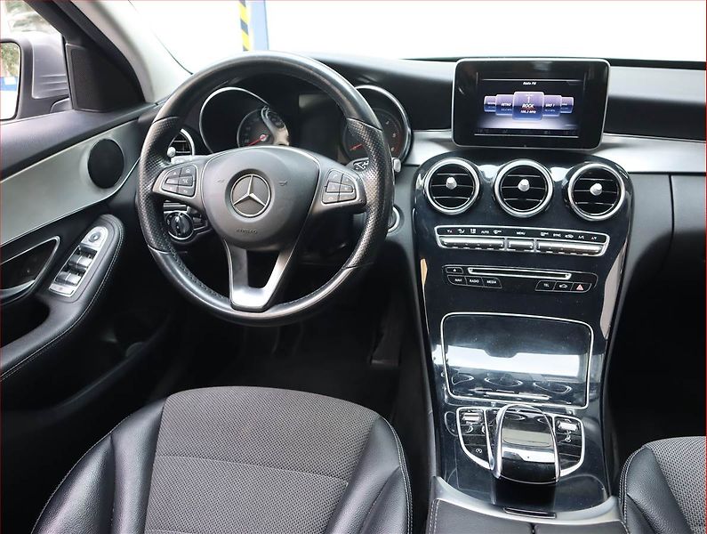 Mercedes-Benz Třídy C (2016) C 200 d, Automat, Serv.kniha - fotka 7 z 21