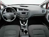 Kia Ceed (2017) 1.6 GDi, 2.maj,ČR, AC, park - náhled 8