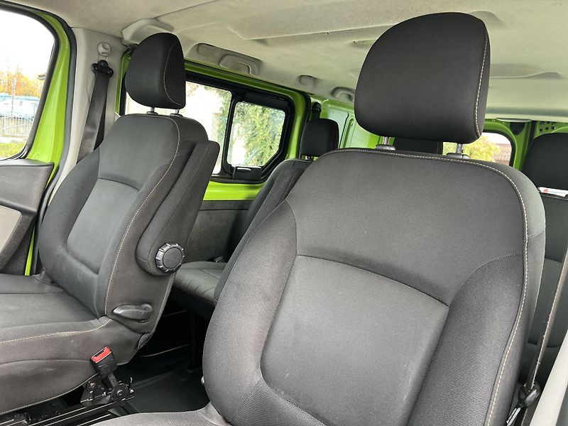 Renault Trafic 1.6DCi 107kw ČR 1.MAJ. odp.DPH - fotka 10 z 35