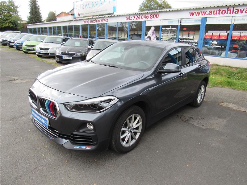 BMW X2 1,5 T sDrive 18I 103kW - fotka 1 z 33