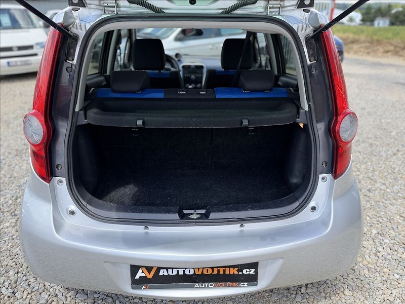 Opel Agila 1,0 i +LPG KLIMA - fotka 18 z 21