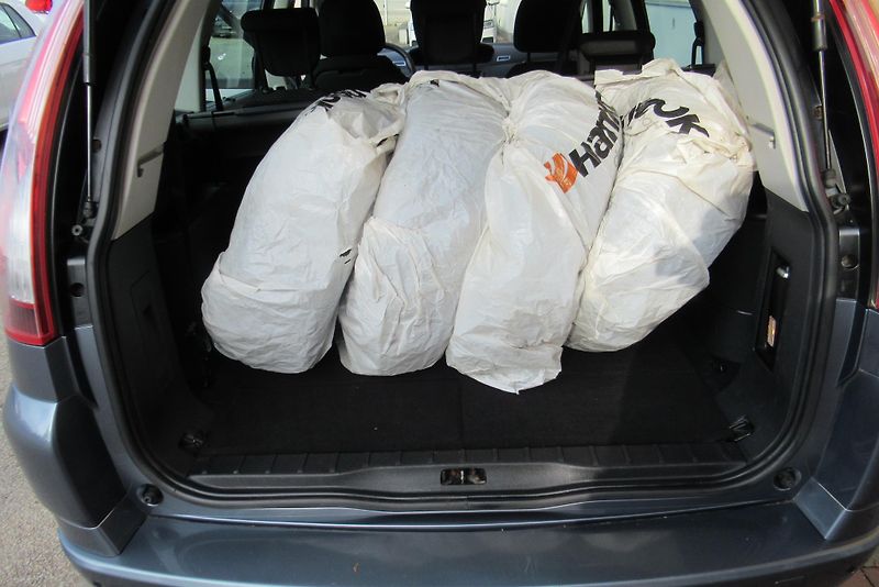 Citroën Grand C4 Picasso 1.6 HDi AUT. KLIMA 7 míst - fotka 18 z 19