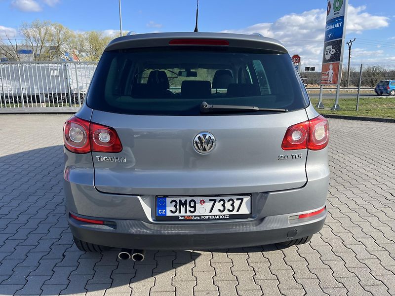 Volkswagen Tiguan (2009) Sport 2.0 TDi 4x4 - fotka 6 z 10