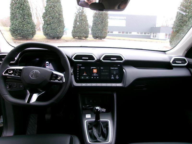 MG ZS (2026) nové  Elegance 1.5. - fotka 9 z 16