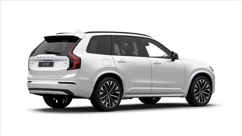 Volvo XC90 (2026) 2,0 T8 PHEV  Plus Dark - fotka 4 z 12