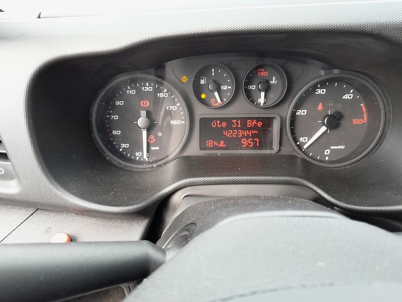 Iveco 35S18 3,0L 10 palet čelo - fotka 35 z 39