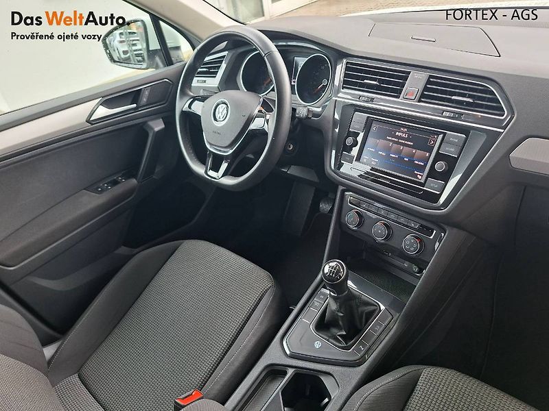 Volkswagen Tiguan (2018) 1.4 TSI,92kW,Tažné,Servis.kníž - fotka 17 z 26