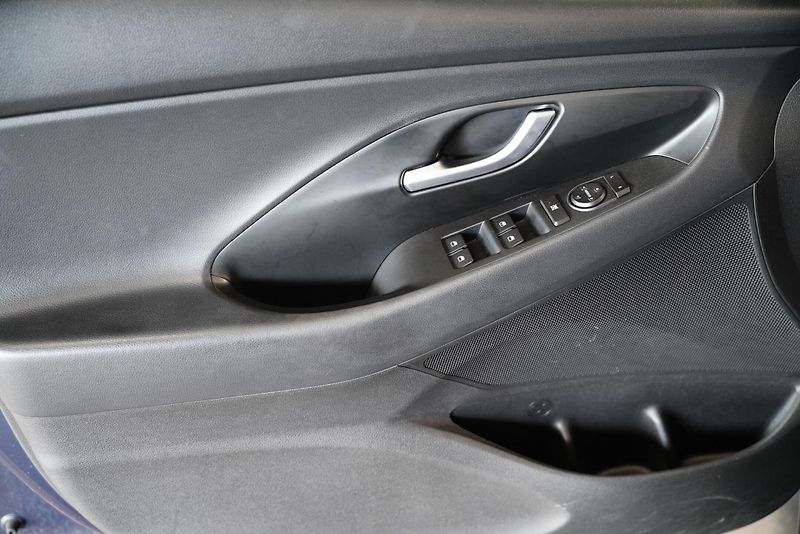 Hyundai i30 - fotka 12 z 28