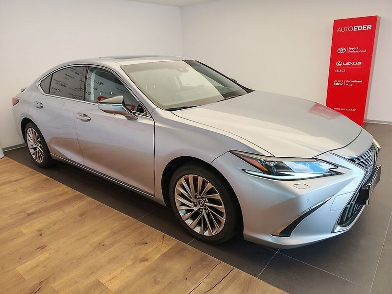Lexus ES 300h 300h Luxury - fotka 3 z 49