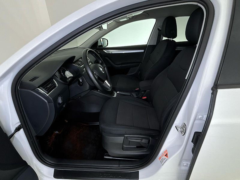Škoda Octavia Elegance - fotka 7 z 28