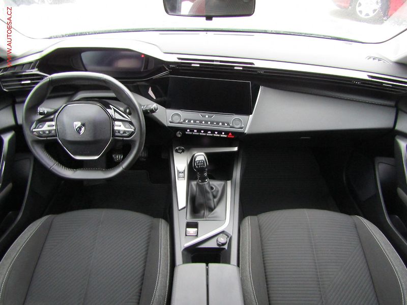 Peugeot 308 (2022) 1.2PT, 2.maj,ČR, Active - fotka 8 z 20
