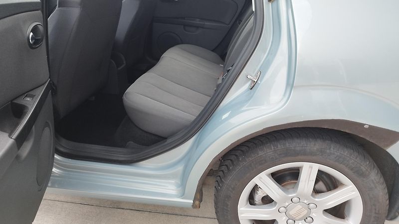 Seat Leon 1.6i,volat- 608 081 843 - fotka 12 z 15