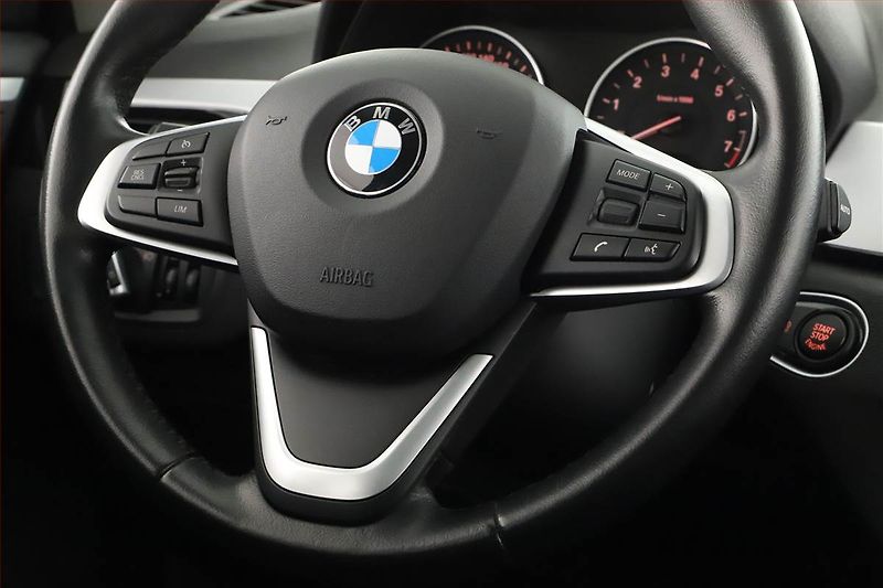 BMW X1 (2016) xDrive20i - fotka 8 z 20