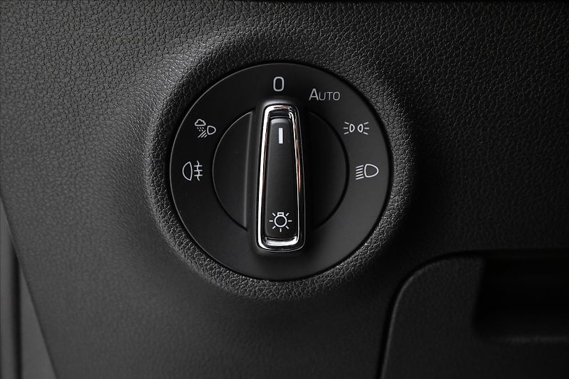 Škoda Kodiaq 2,0 TSI 140KW DSG 4x4 7MÍST ST - fotka 28 z 35