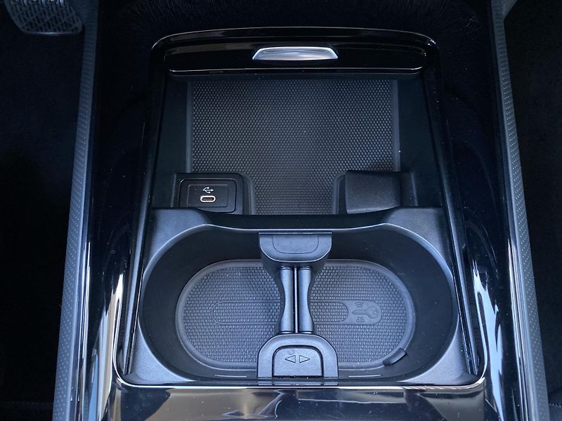 Mercedes-Benz GLB GLB 220 4M Advanced - fotka 24 z 28