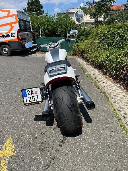 Harley-Davidson VRSCF V-Rod Muscle (2014) - fotka 8 z 14