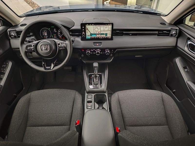 Honda HR-V (2026) 1.5 eHEV Elegance MR27 SKLADEM - fotka 7 z 24