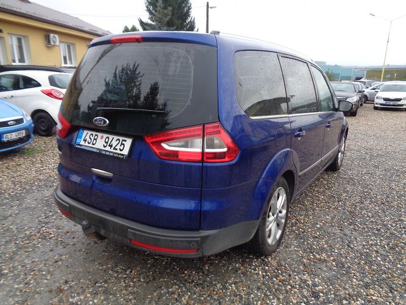Ford Galaxy 2,0 TDCI - fotka 5 z 19