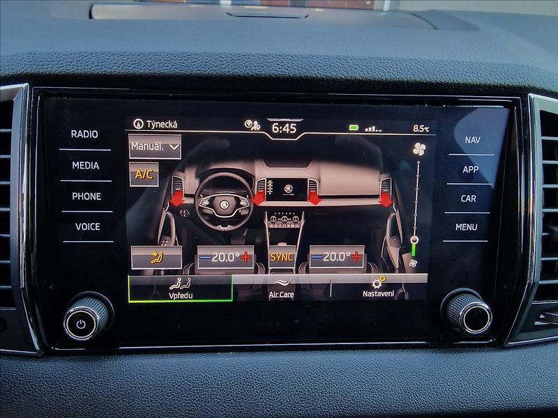 Škoda Karoq 2.0 TDI Style,původ ČR,1.Maj. - fotka 32 z 50
