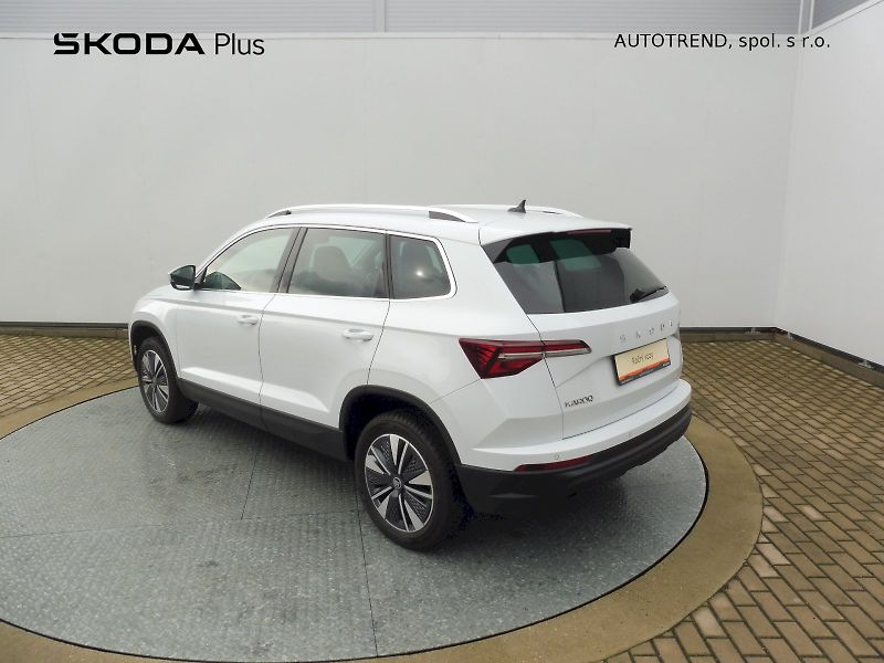 Škoda Karoq (2025) Top Selection 1,5 TSI 110kW - fotka 25 z 29