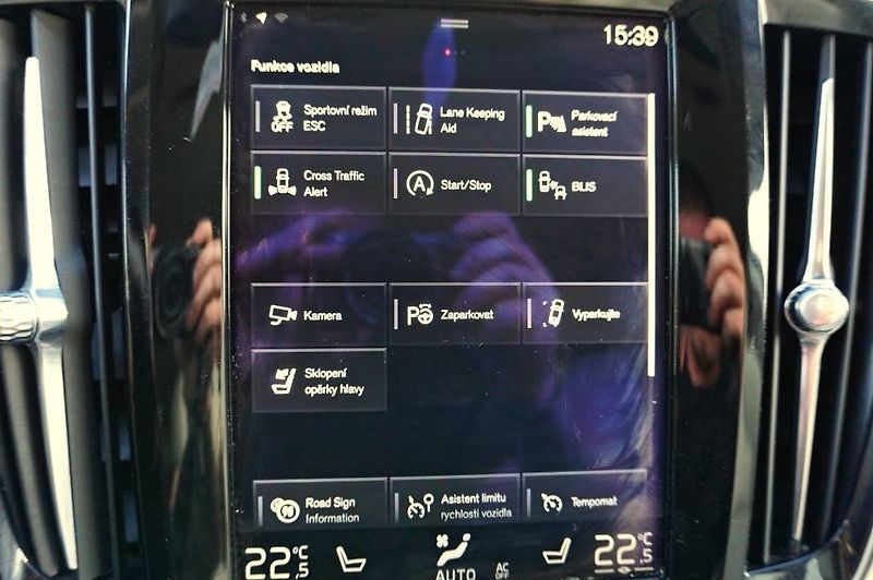 Volvo V90 (2019) INSCRIPTION POLESTAR 2,0D5 173 - fotka 40 z 60