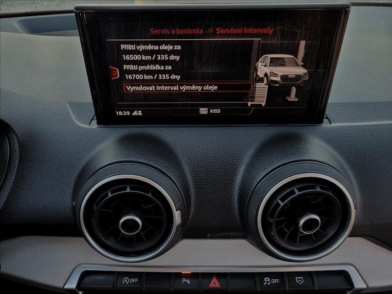 Audi Q2 1,5 AUT,TFT,Výhř,digiAC,navi - fotka 32 z 41