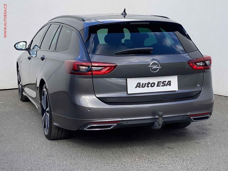 Opel Insignia (2022) 2.0 CDTi 4x4, Ultimate, AT - fotka 6 z 18