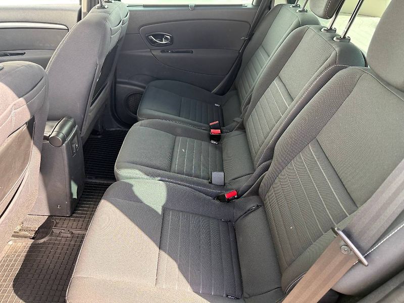 Renault Scénic (2016) 1.6 dCi 96 kW Expression - fotka 9 z 21