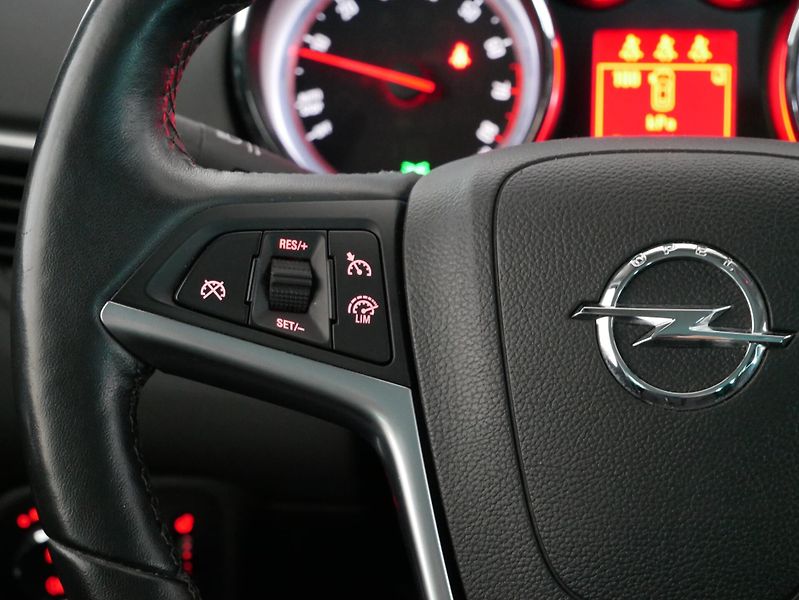 Opel Zafira - fotka 15 z 25