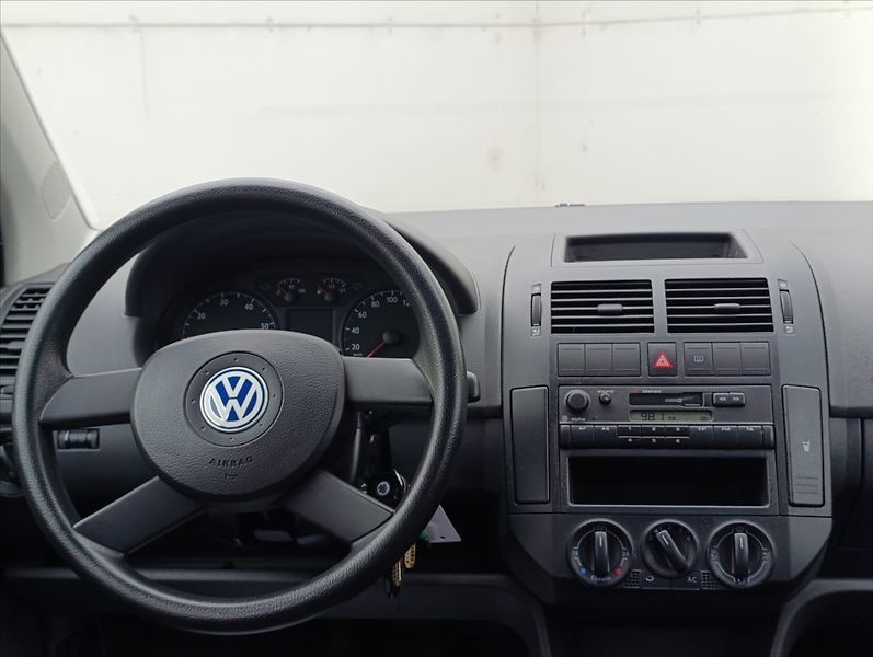 Volkswagen Polo 1,2 Klimatizace koup. v ČR - fotka 16 z 26