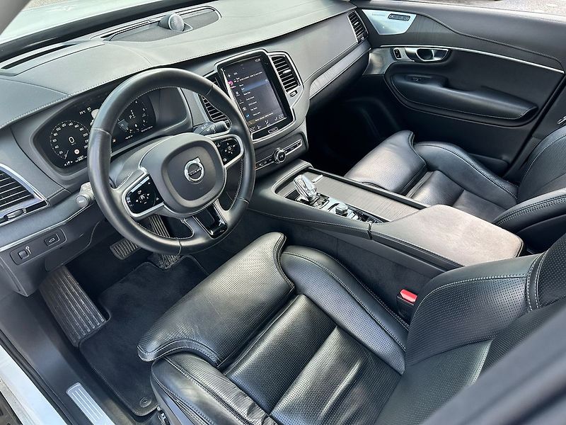 Volvo XC90 (2019) B5 AWD Inscription PANO TZ VZD - fotka 5 z 20
