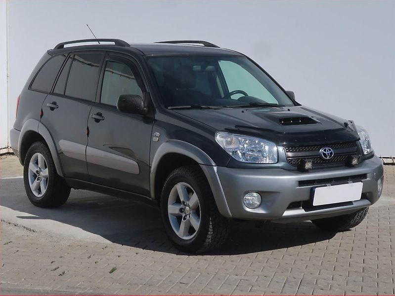 Toyota RAV4 (2004) 2.0 D-4D , 4X4, Tempomat - fotografie inzerátu