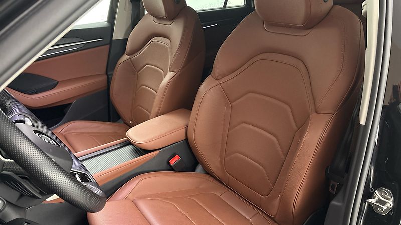 Škoda Kodiaq 2.0 TDI DSG 4x4 Exclusive Sele - fotka 15 z 34