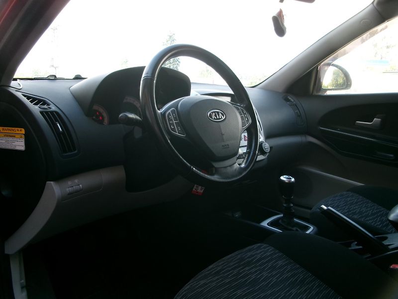 Kia Ceed (2007) 1,6 CVVT AC VÝHŘEV rozvody - fotka 23 z 27