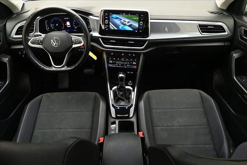 Volkswagen T-Roc 2,0 TDI 110 kW DSG STYLE Záruk - fotka 15 z 29