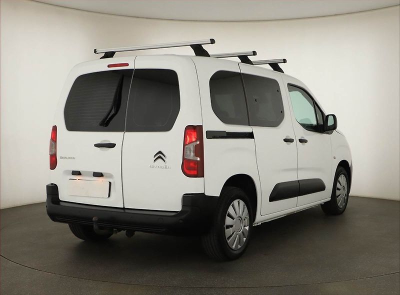 Citroën Berlingo (2022) Live Pack 1.2 PureTech, 5Míst - fotka 5 z 11