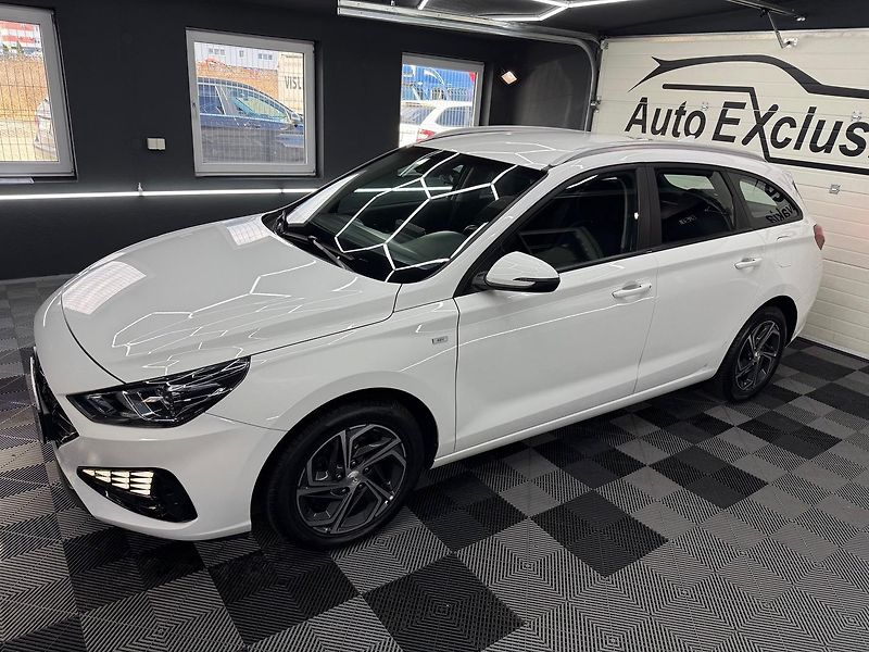 Hyundai i30 (2022) CW 1.5 T-GDi mHEV Family DCT - fotka 5 z 25