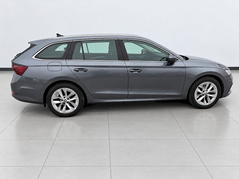 Škoda Octavia (2023) OCT.COM M-HEV STY TS 110/1.5 A - fotka 7 z 42