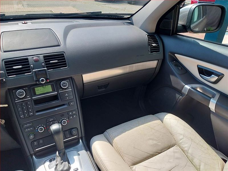 Volvo XC90 (2009) D5, 4X4, Automat, Xenony - fotka 8 z 15