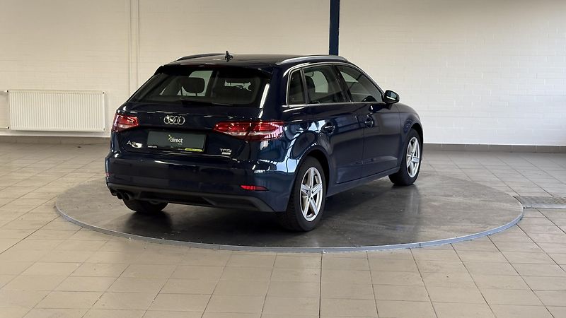 Audi A3 - fotka 3 z 6