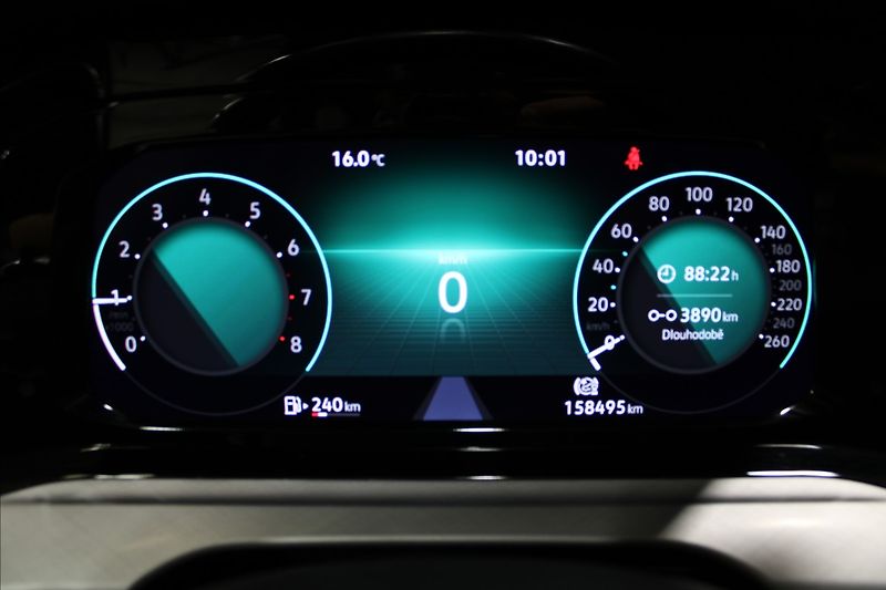 Volkswagen Golf 1,0 TSI Life CZ původ - fotka 21 z 33