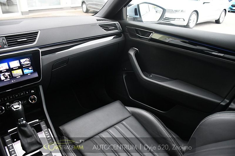Škoda Superb 2,0TSi 206KW L&K K360 WEBASTO - fotka 23 z 61