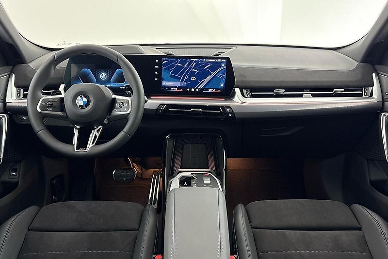 BMW X2 xDrive20d - fotka 16 z 24