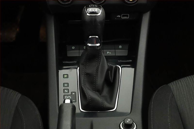 Škoda Octavia (2018) 2.0 TDI, 4X4, Automat, Navi - fotka 11 z 16