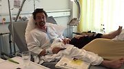 Richard Hammond v nemocnici po vážné nehodě.