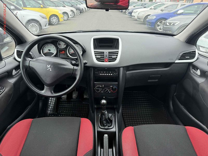 Peugeot 207 (2009) 1.4i, 2.maj,ČR, AC, STK7/28 - fotka 8 z 16