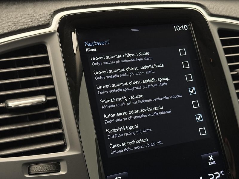 Volvo XC90 D5 AWD MOMENTUM PRO REZERVACE - fotka 42 z 50